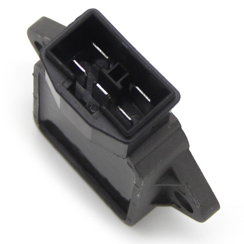 Regolatore raddrizzatore per